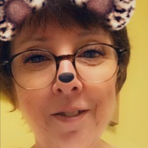 Meet your Posher, Beverly